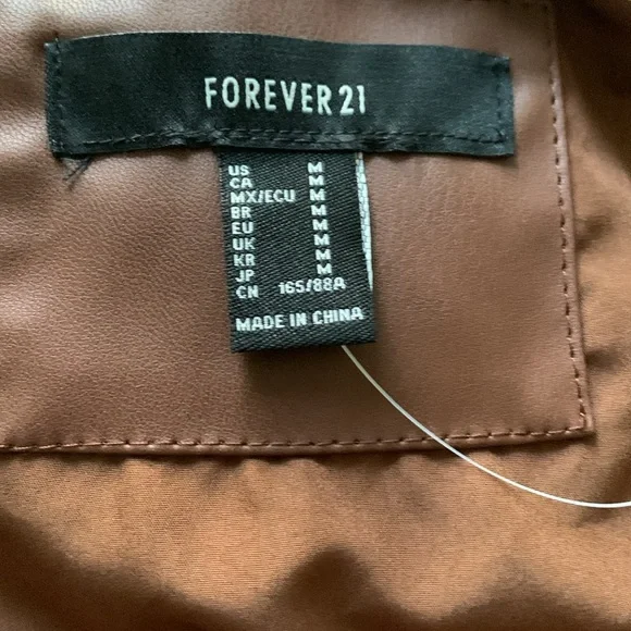 Forever 21 Brown Puffer Vest - Picture 8 of 9